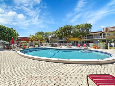 860 SE 6th Ave #304, Deerfield Beach, FL, 33441