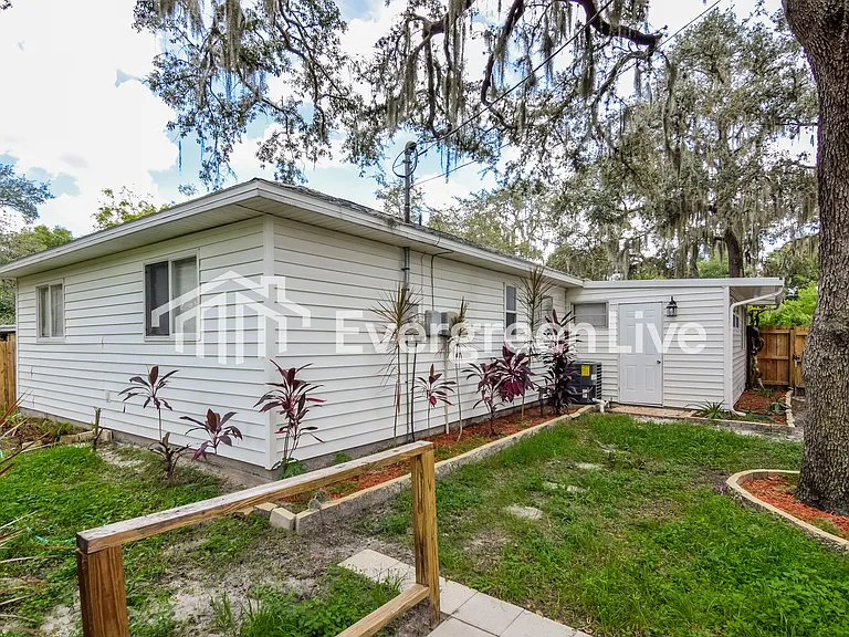 6436 Florida Ave — Photo 9