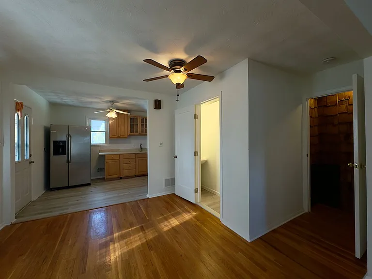 5676 Utrecht Rd — Photo 5