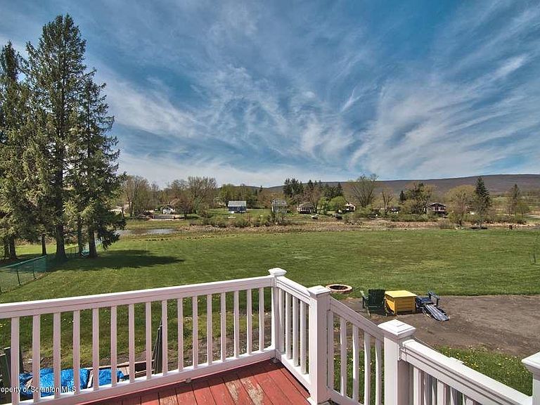 131 Lake Quinn Rd Waymart, PA, 18472 Apartments for Rent Zillow