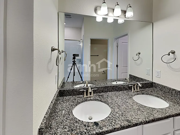 3036 Eagle Bluff Way — Photo 11