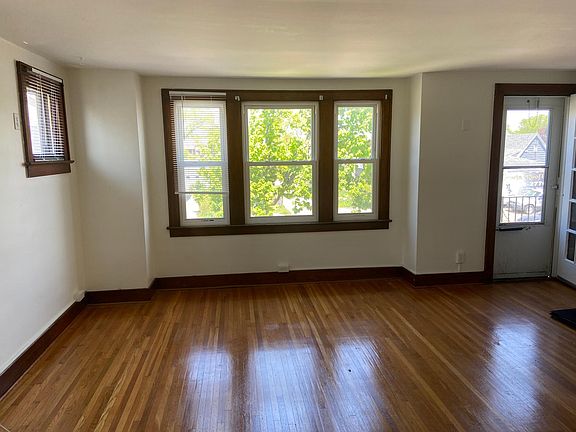 2nd image of 14 Pullman Ave