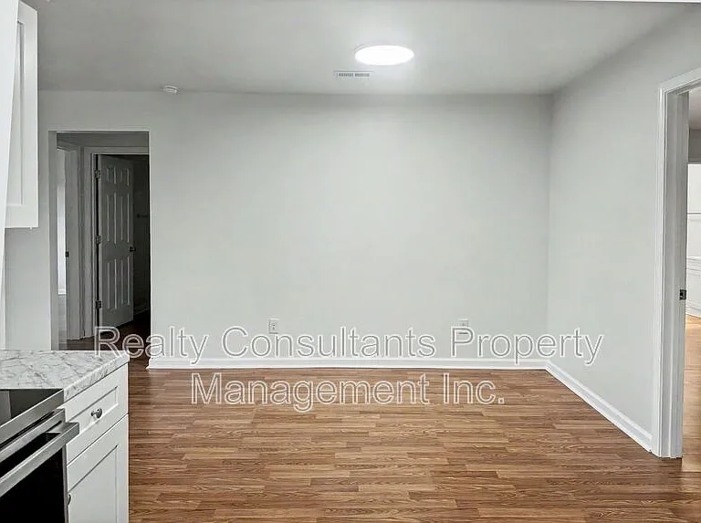 3248 Chandler St — Photo 9