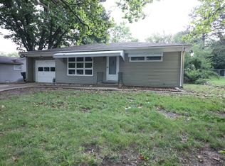 1428 SW Lancaster St, Topeka, KS 66604