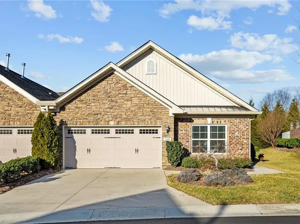1000 Friedberg Village Dr, Winston Salem, NC 27127