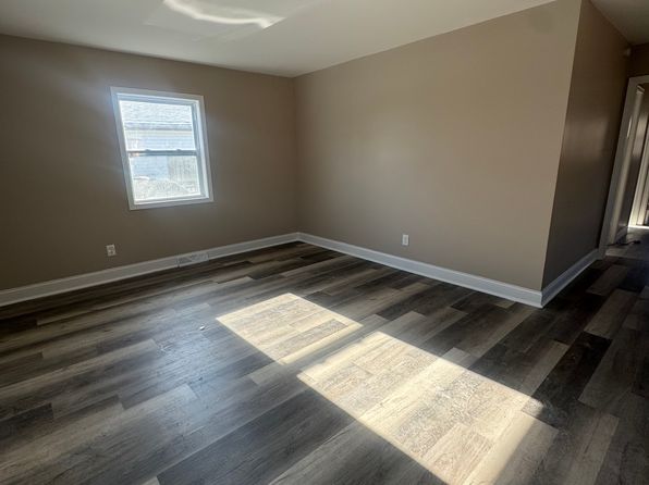 (undisclosed Address)