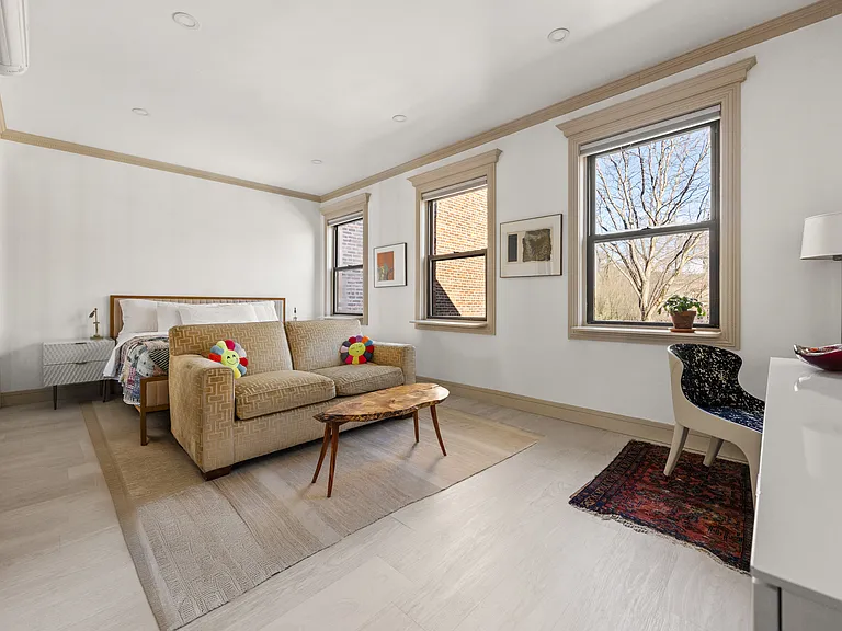 1056 Lafayette Ave #1 — Photo 6