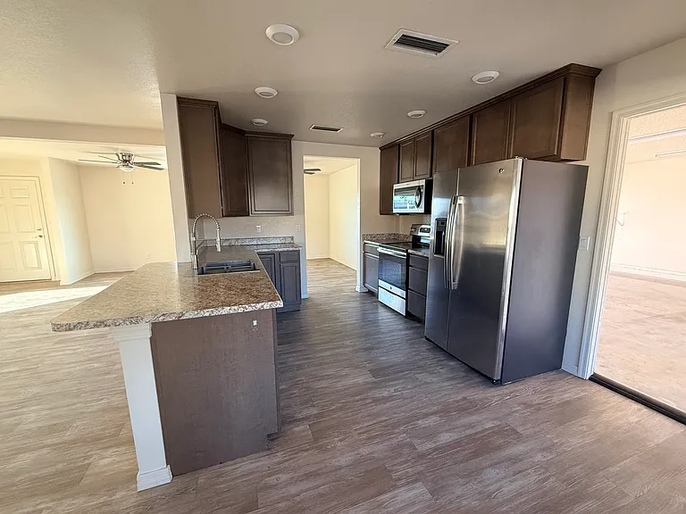 692 Sand Dab Dr — Photo 8
