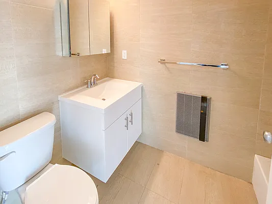 Rented by MySpaceNYC | media 32