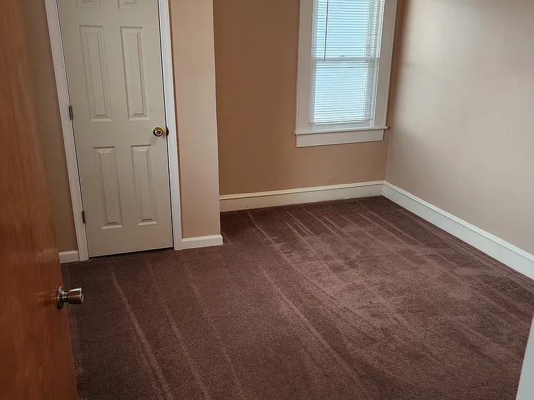 607 Mill St #2 — Photo 7