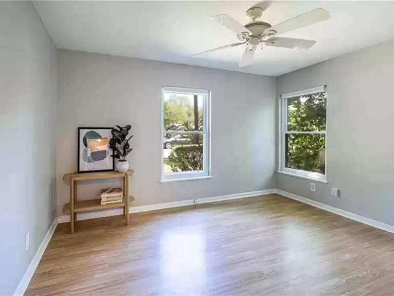 409 Wilmes Dr — Photo 11