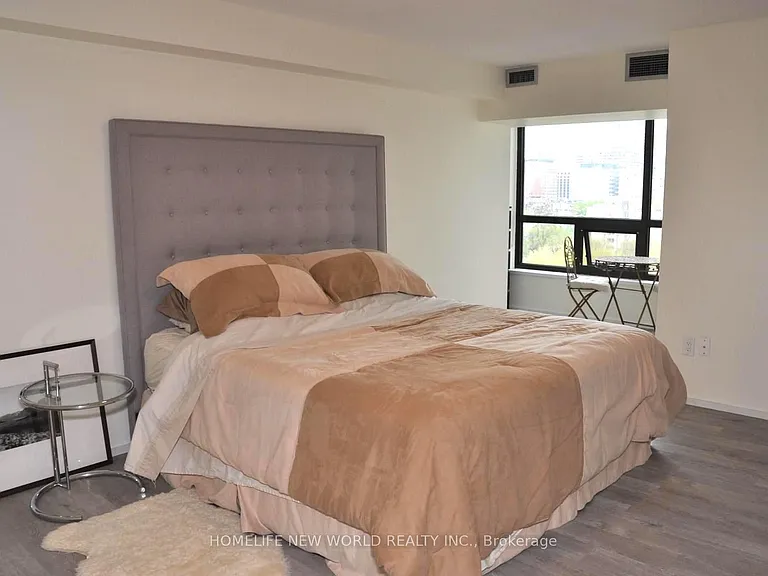 62 Wellesley St W #1204 — Photo 7