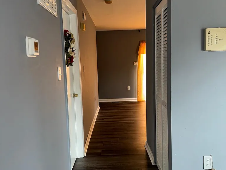 701 Green St — Photo 3