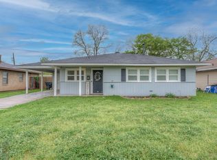 3259 Sarah St, Bossier City, LA 71112