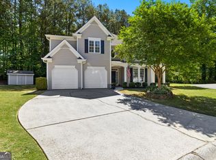 140 Lakeside Ct, Fayetteville, GA 30214