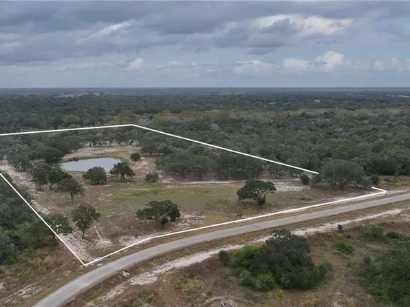 0 Garcitas Creek Rd, Inez, TX 77968