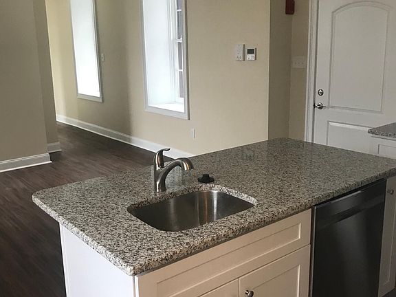 4th image of 7127 Germantown Ave #200