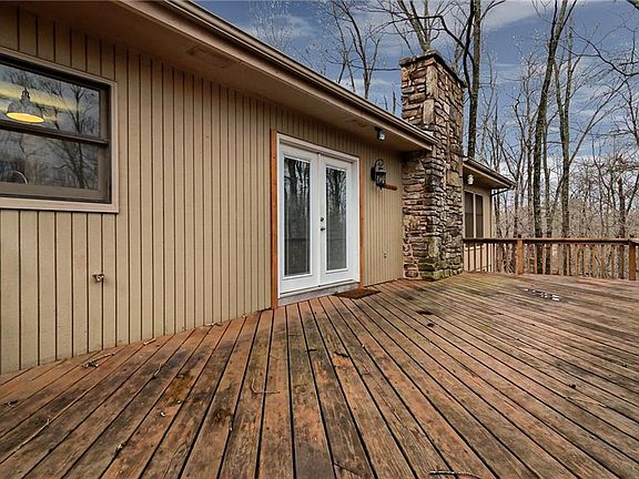 4th image of 4 Wick Cir