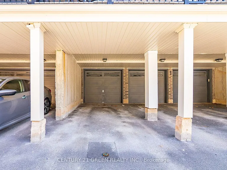 383 Dundas St E #76 — Photo 3