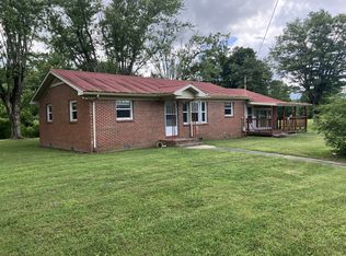 608 Old West Point Rd, Smithville, TN 37166