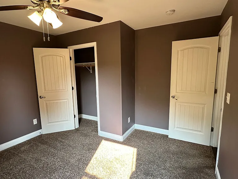 335 Lyle Curtis Cir — Photo 60