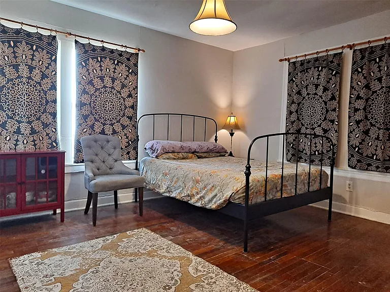 1906 San Gabriel St #17 — Photo 3