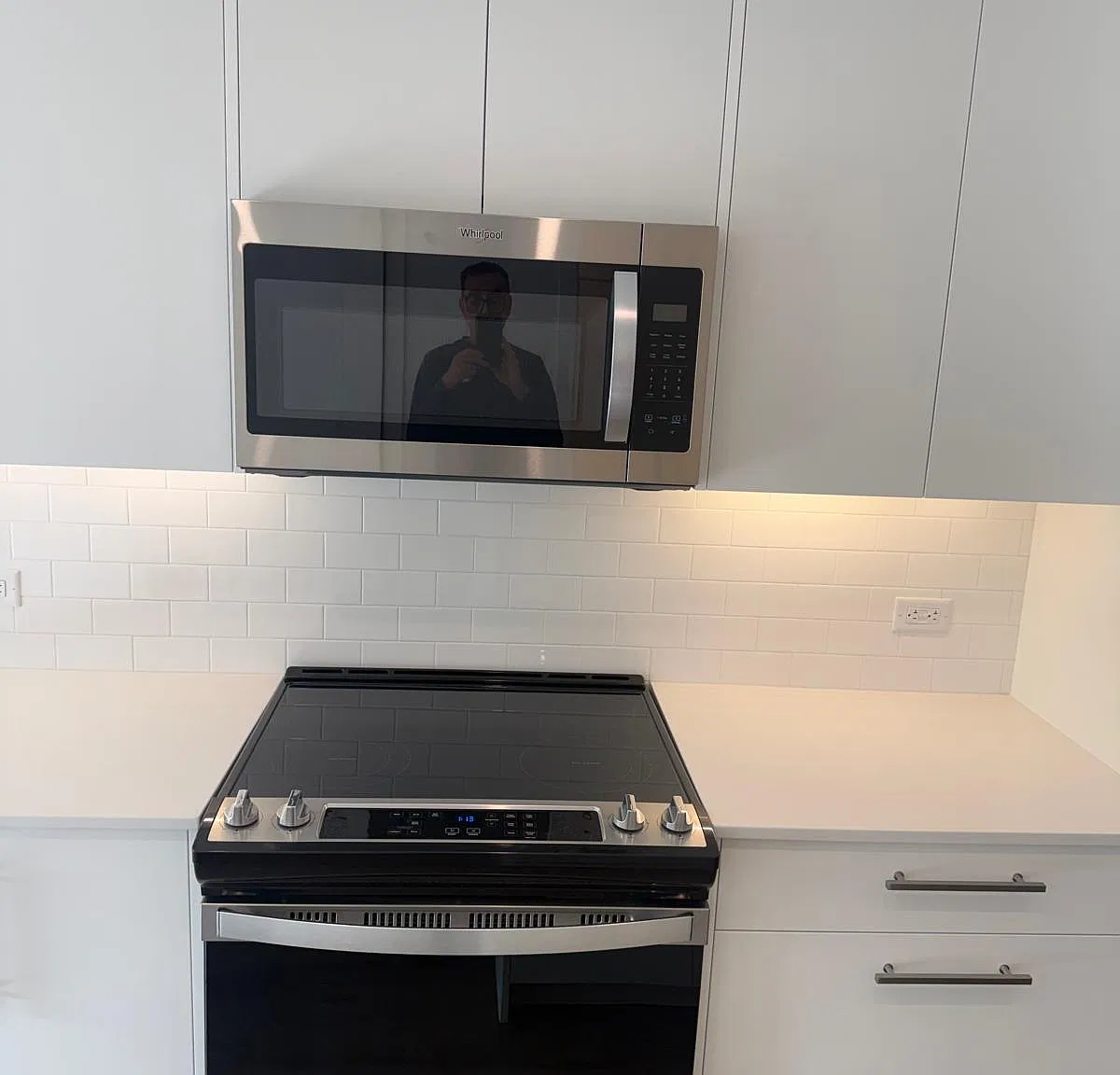 2 bed, 624 sqft, $1,850 — Photo 1