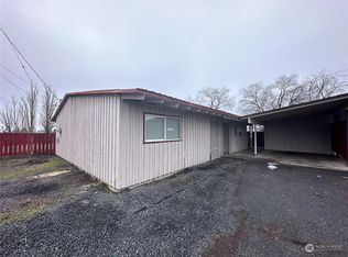423 Offutt Dr, Moses Lake, WA 98837