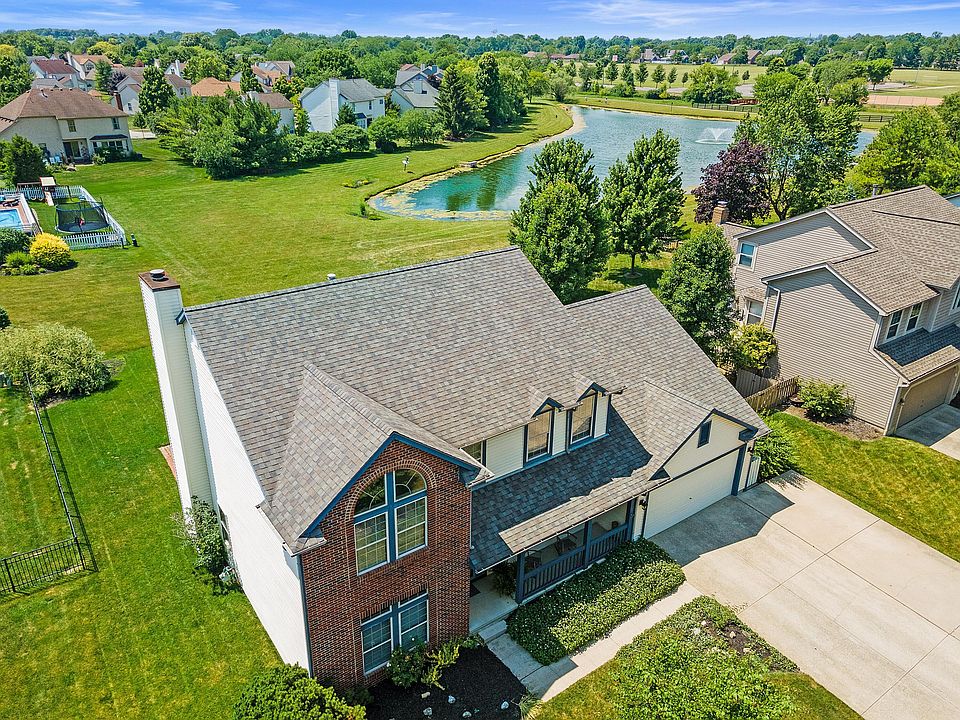 1st image of 4487 Clayburn Dr W