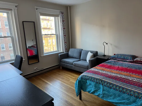 85 Park Dr, Boston, MA