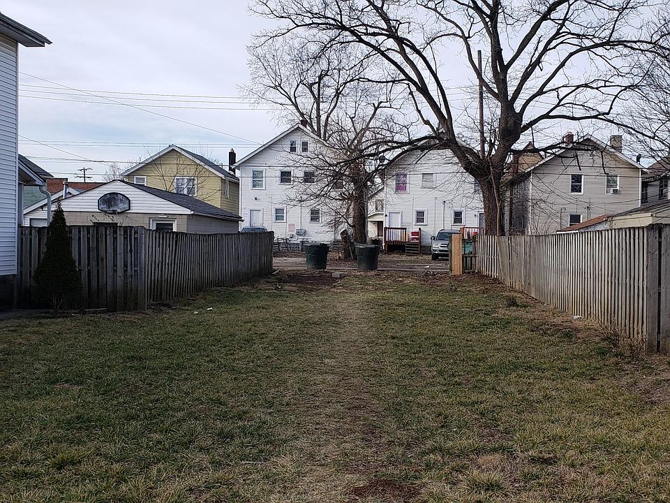 1st image of 605 S Warren Ave