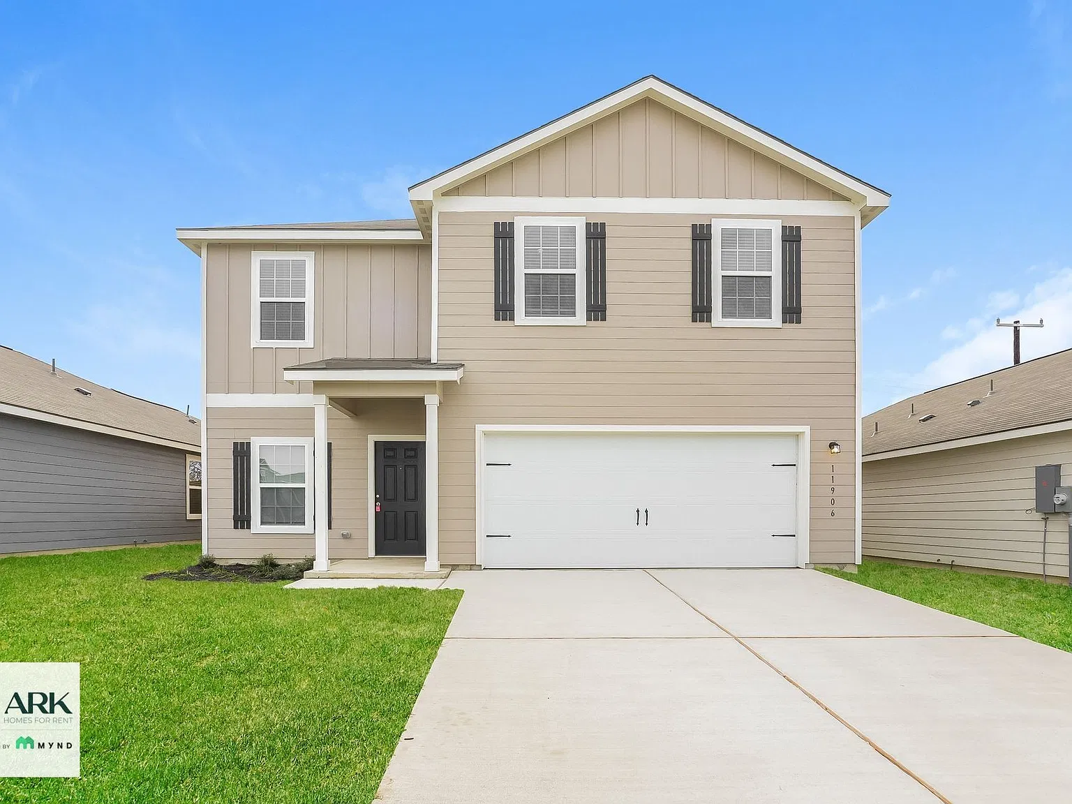 4 bed, 2.5 bath, 2204 sqft, $1,815 — Photo 1