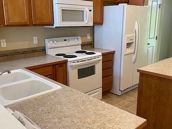 4th image of 5205 147th Street Ct E