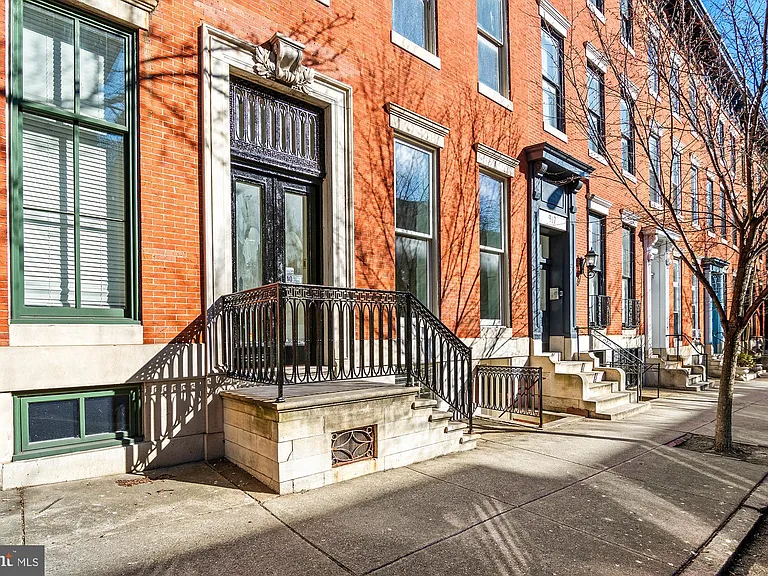 919 Saint Paul St #1 — Photo 24