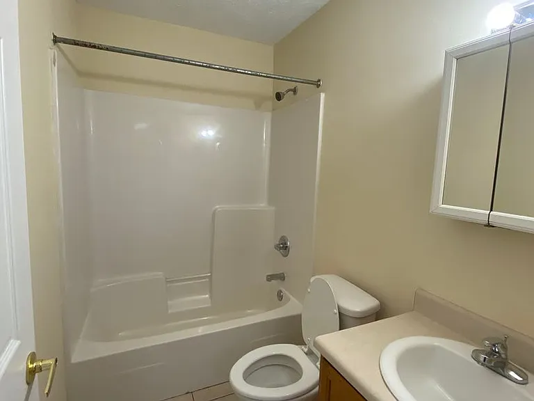 2216 Anne Ave — Photo 7