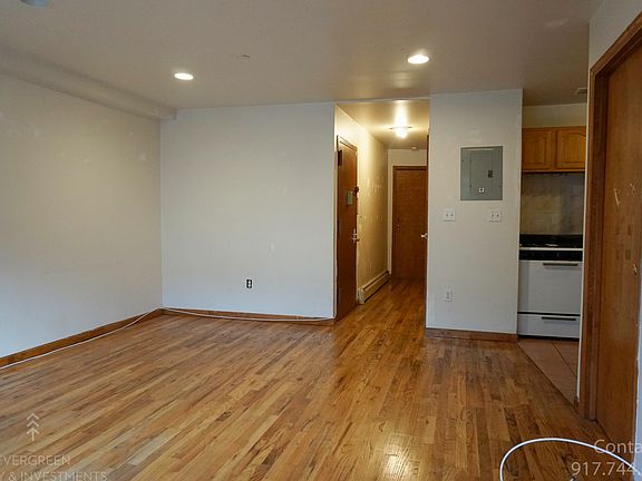 4th image of 185 Graham Ave #2BB