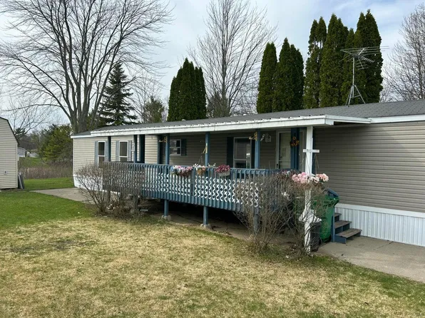 4483 Ilium Ln NW, Grand Rapids, MI 49534