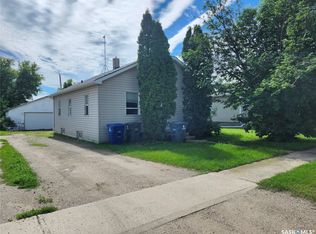 412 2nd Street E, Wilkie, SK S0K 4W0