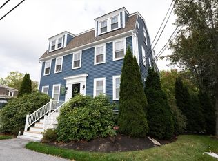 55 School St #2, Manchester, MA 01944