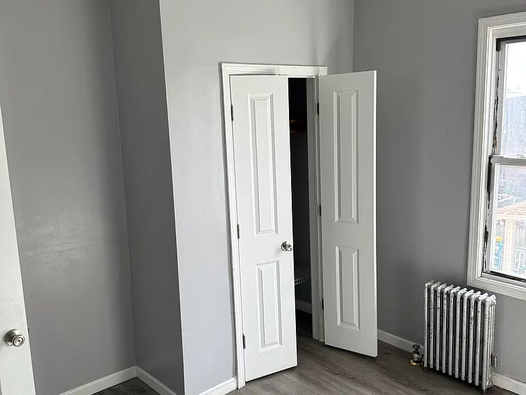 434 Allen St #2 — Photo 7