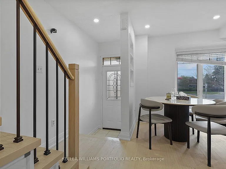 9542 Sheppard Ave E — Photo 8