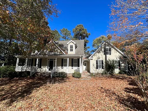 1004 Melville Ln Photo 1