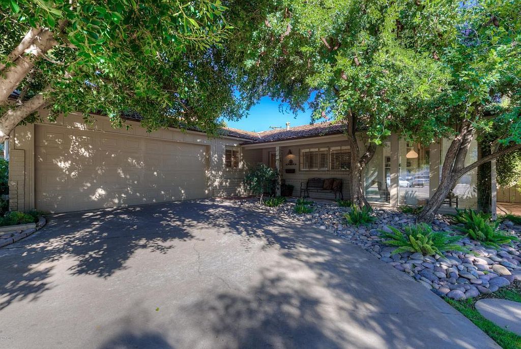 3434 E Oregon Ave - Property Image