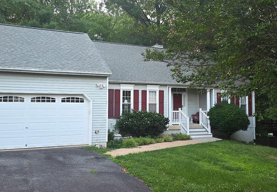 2nd image of 7205 Lord Barton Dr