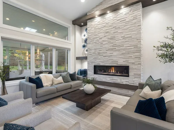 16422 Millford Dr, Eden Prairie, MN 55347