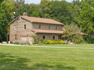 1810 County Farm Rd, Monticello, IL 61856