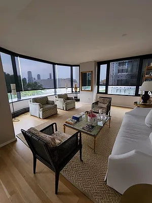 Rented by Chase Global M Realty LLC | media 1