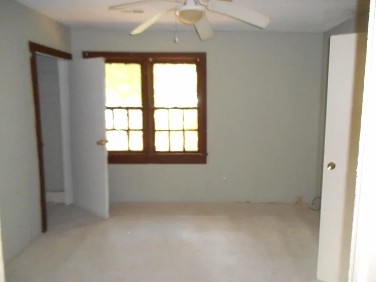 5565 Thistledown Dr — Photo 5