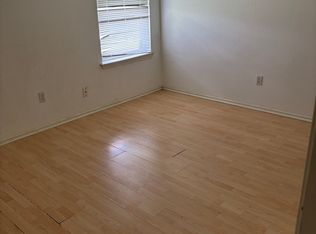 206 Wilderness Trl, Elgin, TX 78621