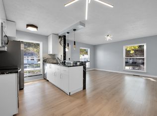 296 Lake Village Dr, Walled Lake, MI 48390